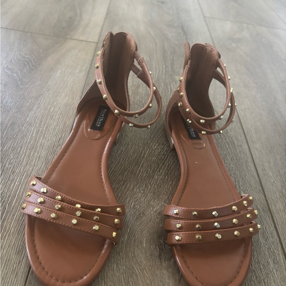 WHBM brown sandals with gold embellishment.